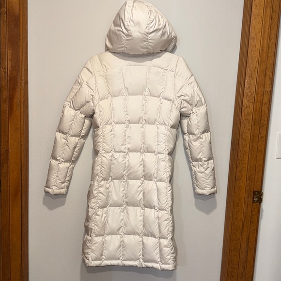 The North Face Women's Ivory (cream) , Long Puffer Jacket - Picture 4 of 4